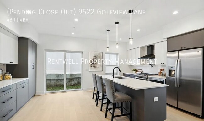 Building Photo - 9522 Golfview Ln