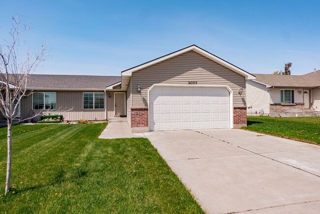 Primary Photo - Charming 3-Bedroom Home with Garage on a S...