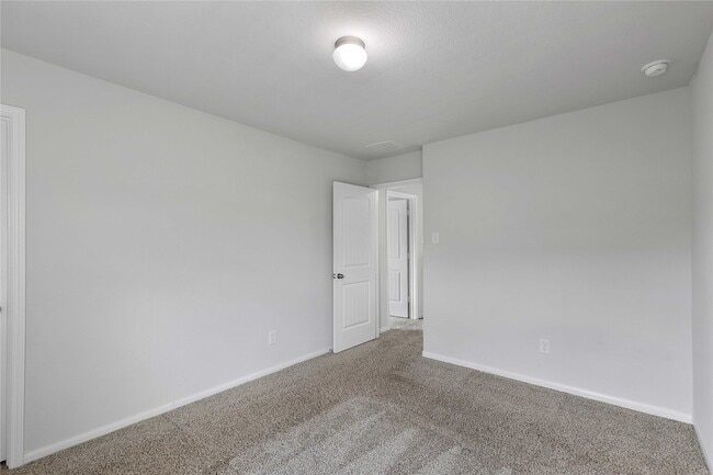 Building Photo - 17538 Greystanes Rd