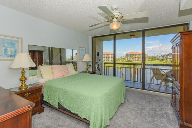 Building Photo - 601 S Seas Dr