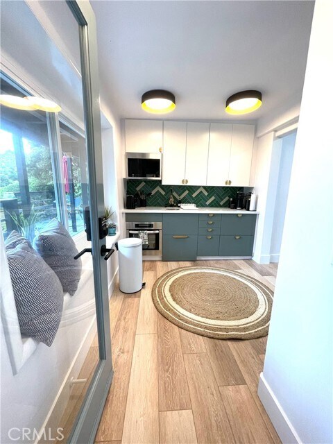 Building Photo - 736 Griffith Pl