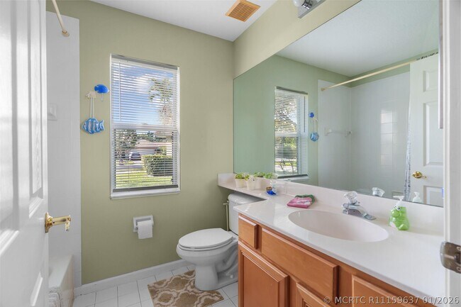 Building Photo - 5260 Grande Palm Cir