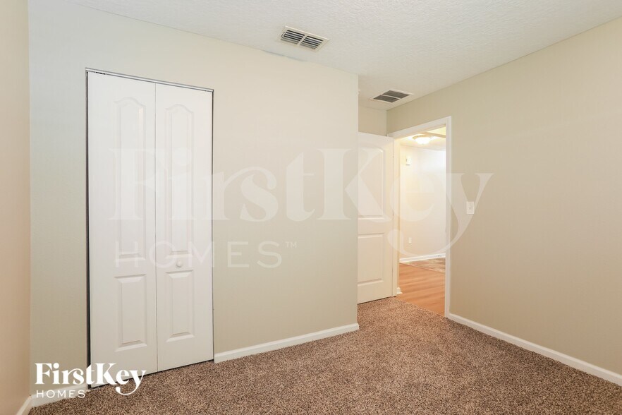 Building Photo - 3438 Canyon Falls Dr