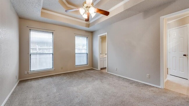 Building Photo - 7825 Silveridge Dr