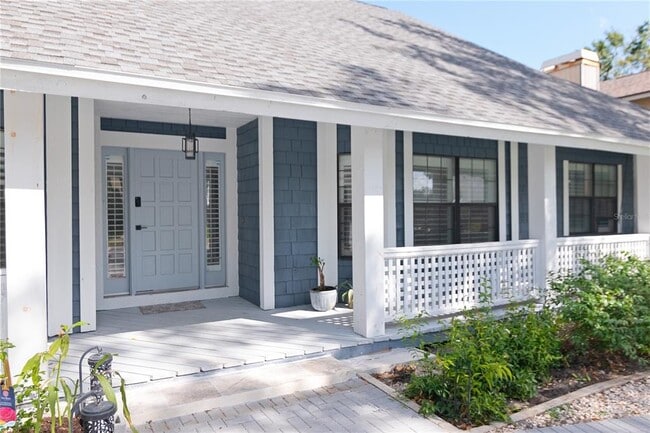 Building Photo - 4202 Deepwater Ln
