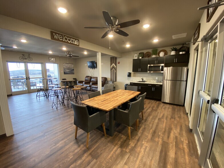 Community Room - The Lofts at Hawks Ridge