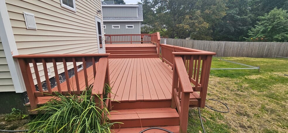 Building Photo - 35 Jackson St