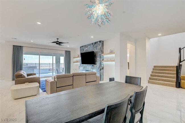 Building Photo - 510 Duvet Ct