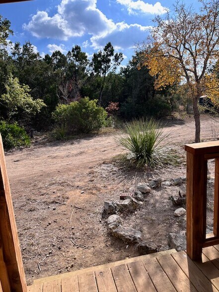 Building Photo - 1565 Pump Station Rd