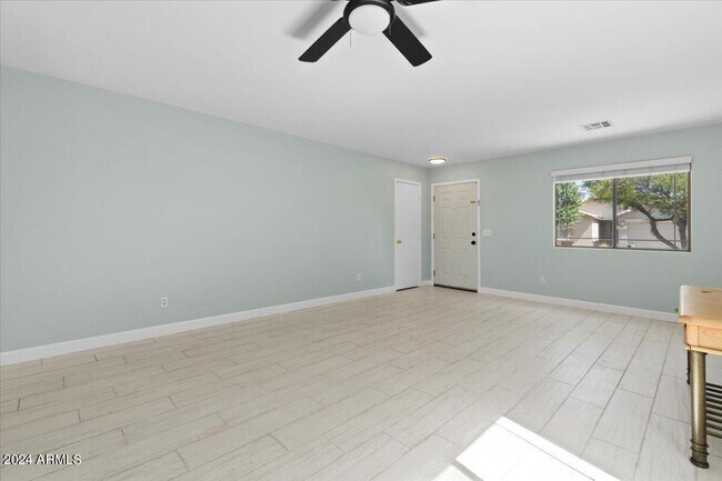 Building Photo - 1973 E Lipizzan Dr