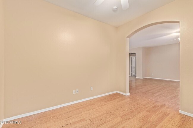 Building Photo - 12522 W Campina Dr