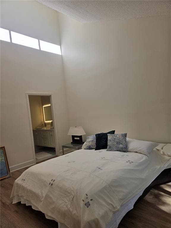 Building Photo - 603 Serramonte Dr