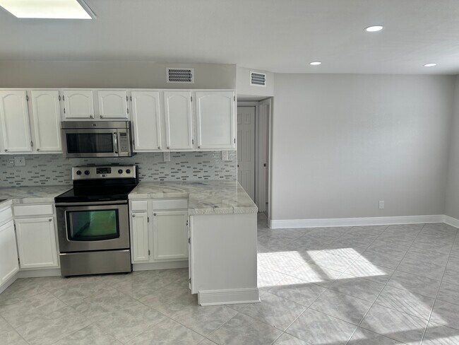Building Photo - 5224 100th Way N