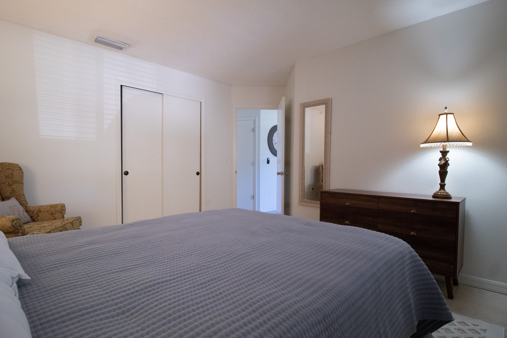 Building Photo - 4611 S School Ave