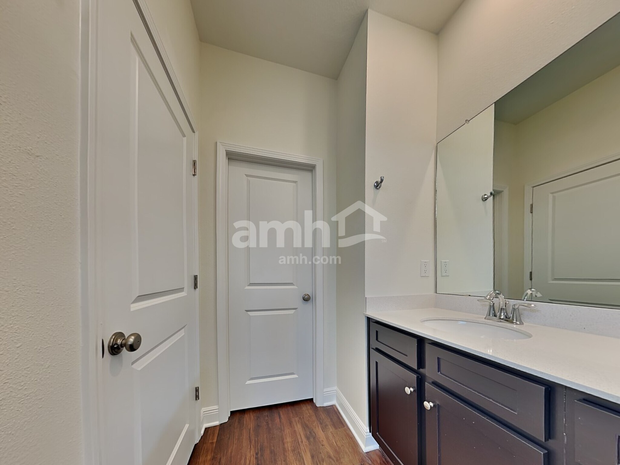 Building Photo - 27581 St Andrews Ave