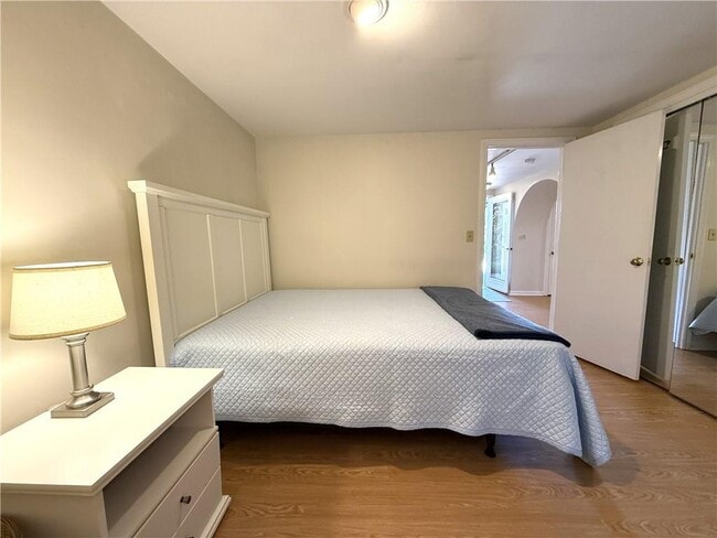 Building Photo - 449 Wolcott Ave