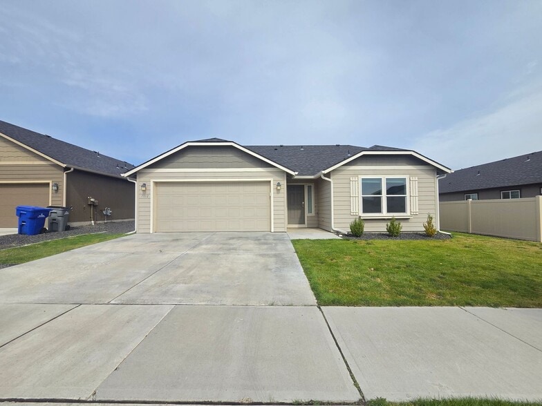 Building Photo - 7812 W 55th Ave