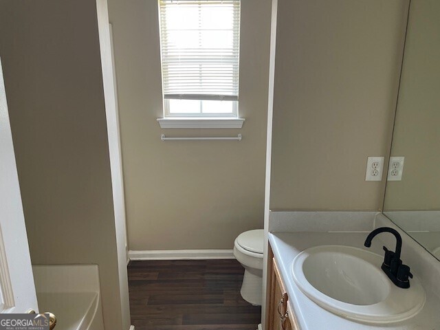 Building Photo - 10564 Village Landing