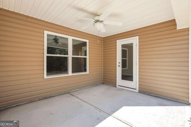 Building Photo - 56 Hayden Dr