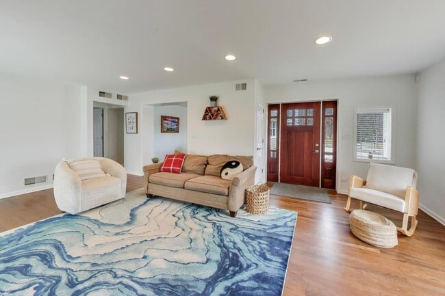 Building Photo - 1127 Timber Trails Rd