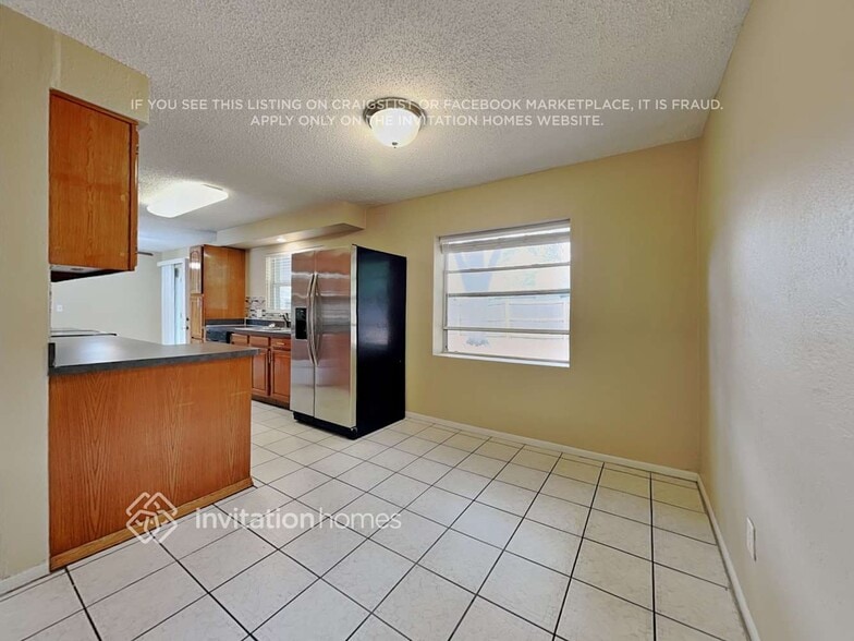 Building Photo - 1752 Thames St