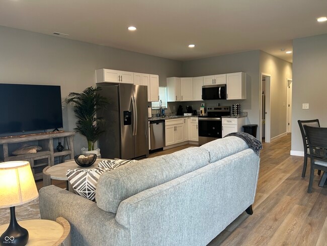 Building Photo - 2805 N Talbott St