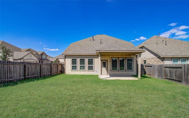 Building Photo - 24931 Puccini Pl