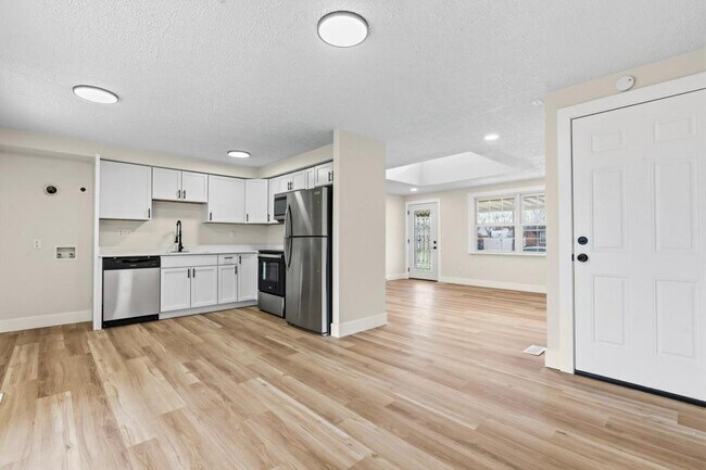 Building Photo - 7710 Stockholm Dr