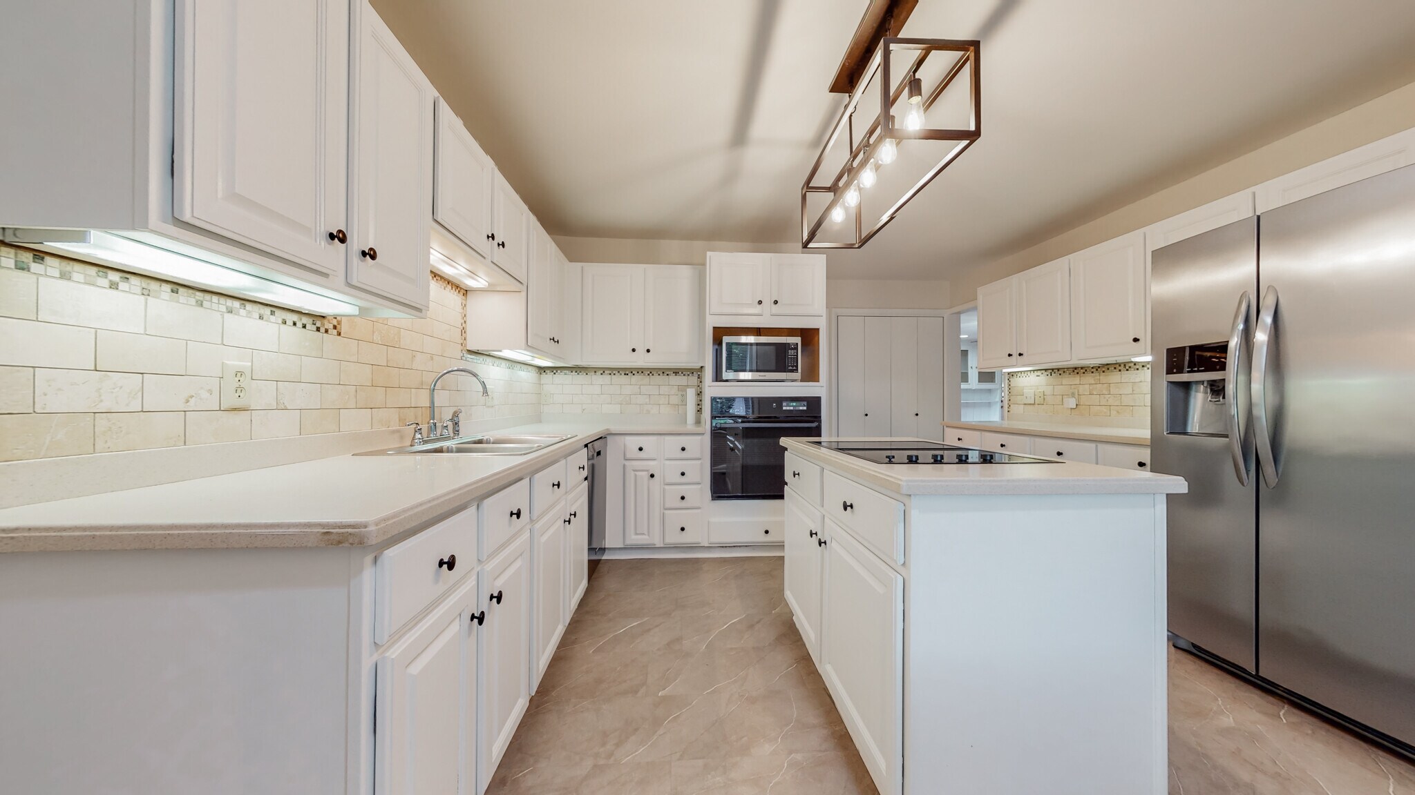 Building Photo - 203 Donelson Hills Dr