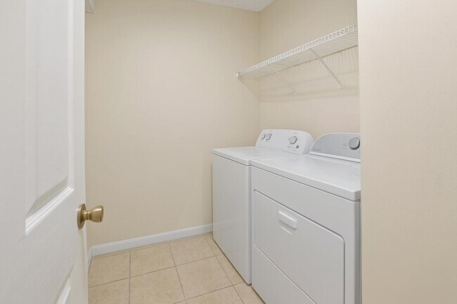 Building Photo - 20951 Via Alamanda