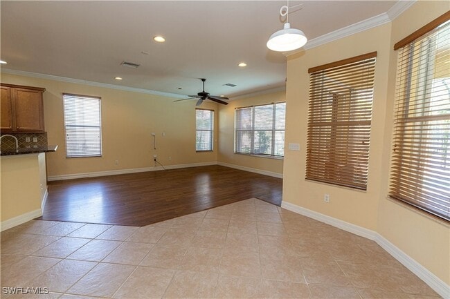 Building Photo - 10094 Mimosa Silk Dr