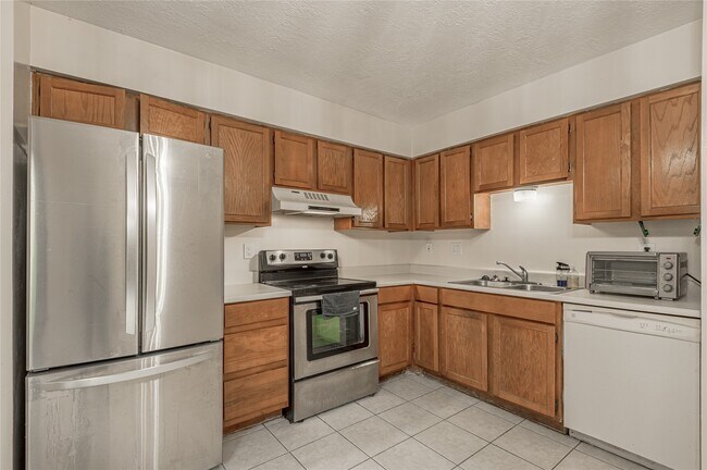 Building Photo - 2521 Crosstimbers Dr