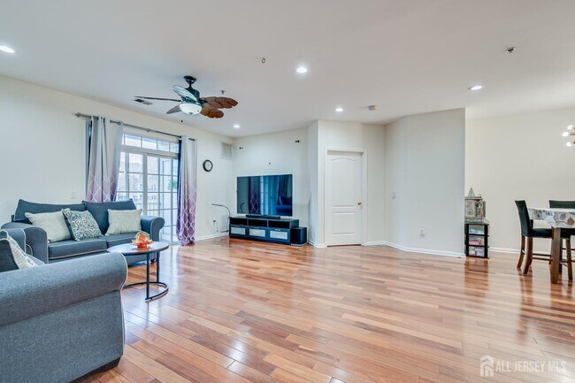 Building Photo - 2822 Edward Stec Blvd