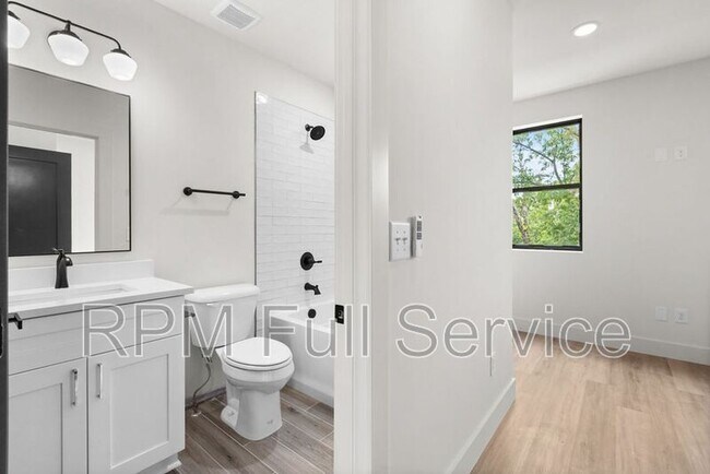 Building Photo - 4021 Clarksville Pike