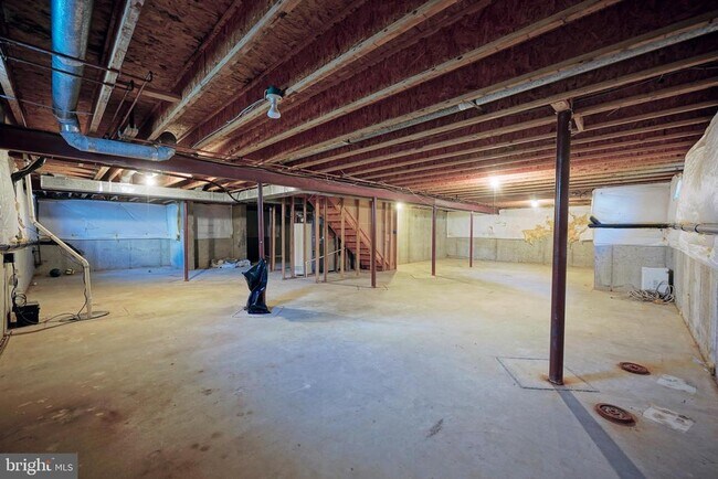 Building Photo - 106 Europa Blvd