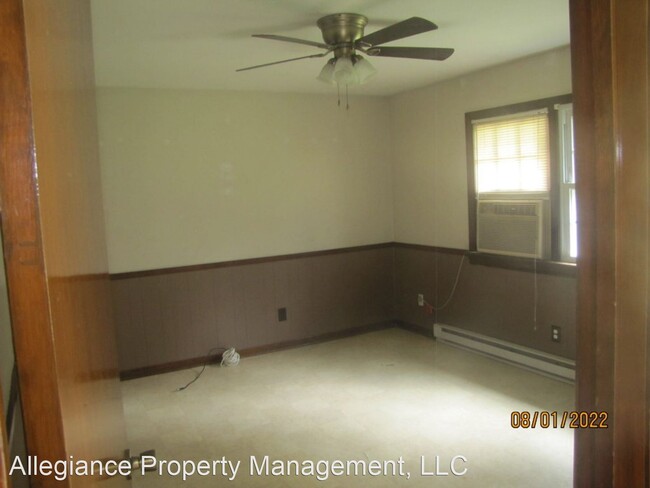 Building Photo - 3 br, 1.5 bath House - 6618 Davis Rd