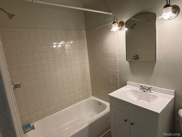 Building Photo - 18391 Masonic