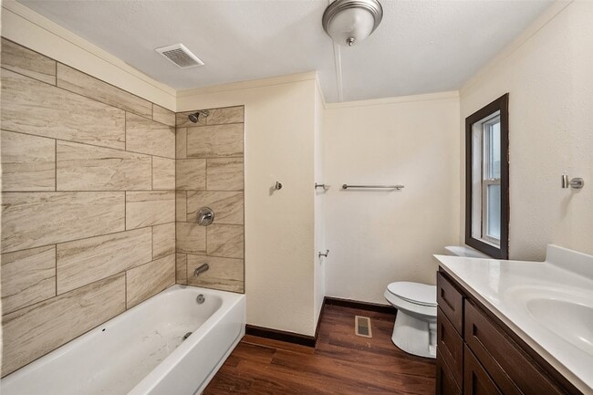 Building Photo - 110 Charlies Ln