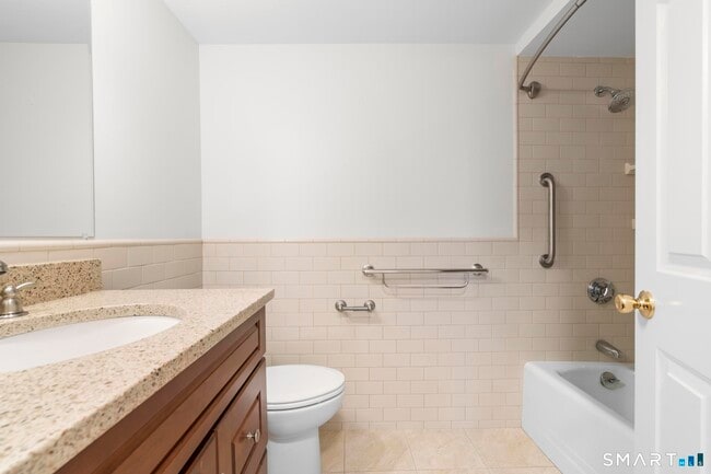 Building Photo - 132 Southport Woods Drive