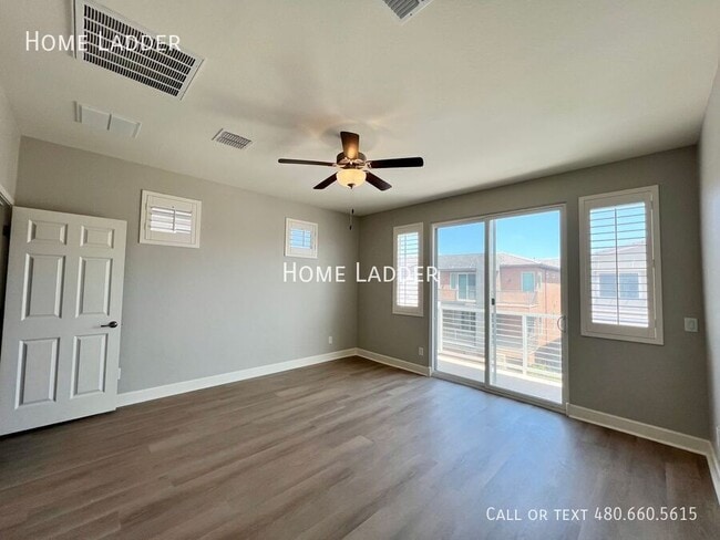 Building Photo - 7055 W Jasper Dr
