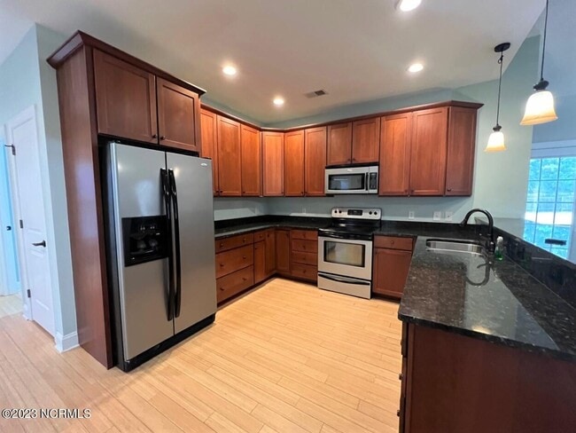 Building Photo - 2239 E Indiana Ave