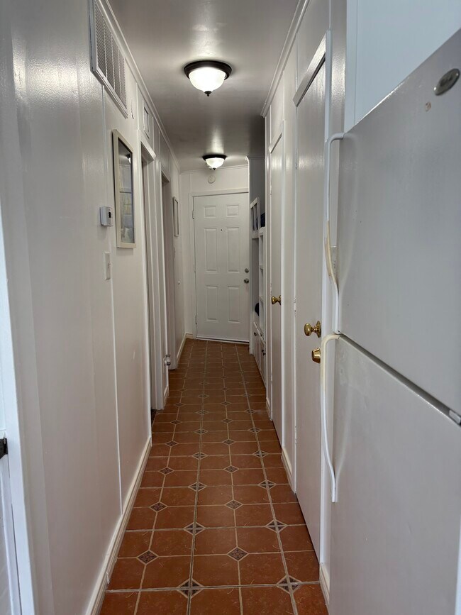 Building Photo - 3938 Surfside Blvd