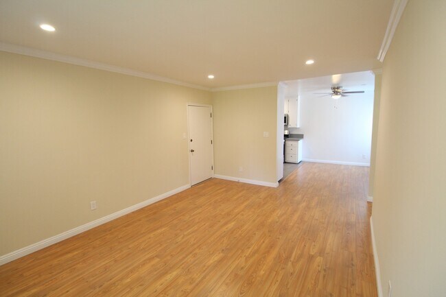 Interior Photo - Edgewood Village