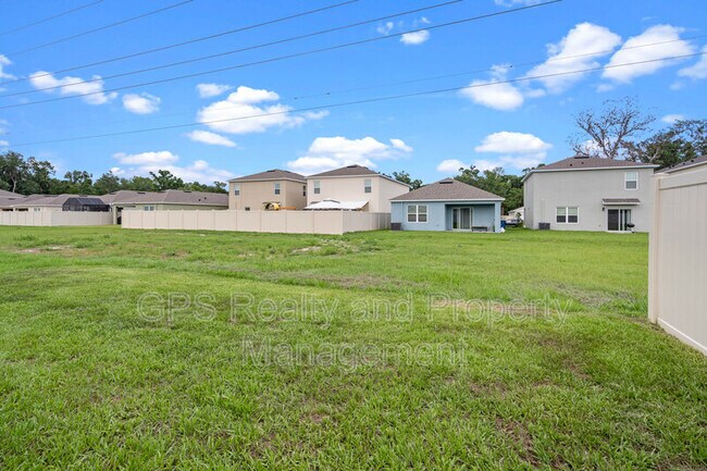 Building Photo - 739 Chinoy Rd