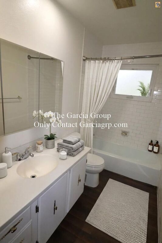 Building Photo - 15205 SW 119th Ave