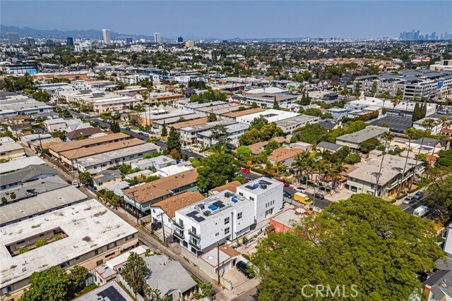 Building Photo - 2055 S Garth Ave