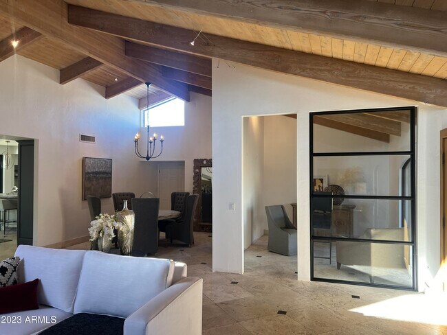 Building Photo - 4450 E Camelback Rd