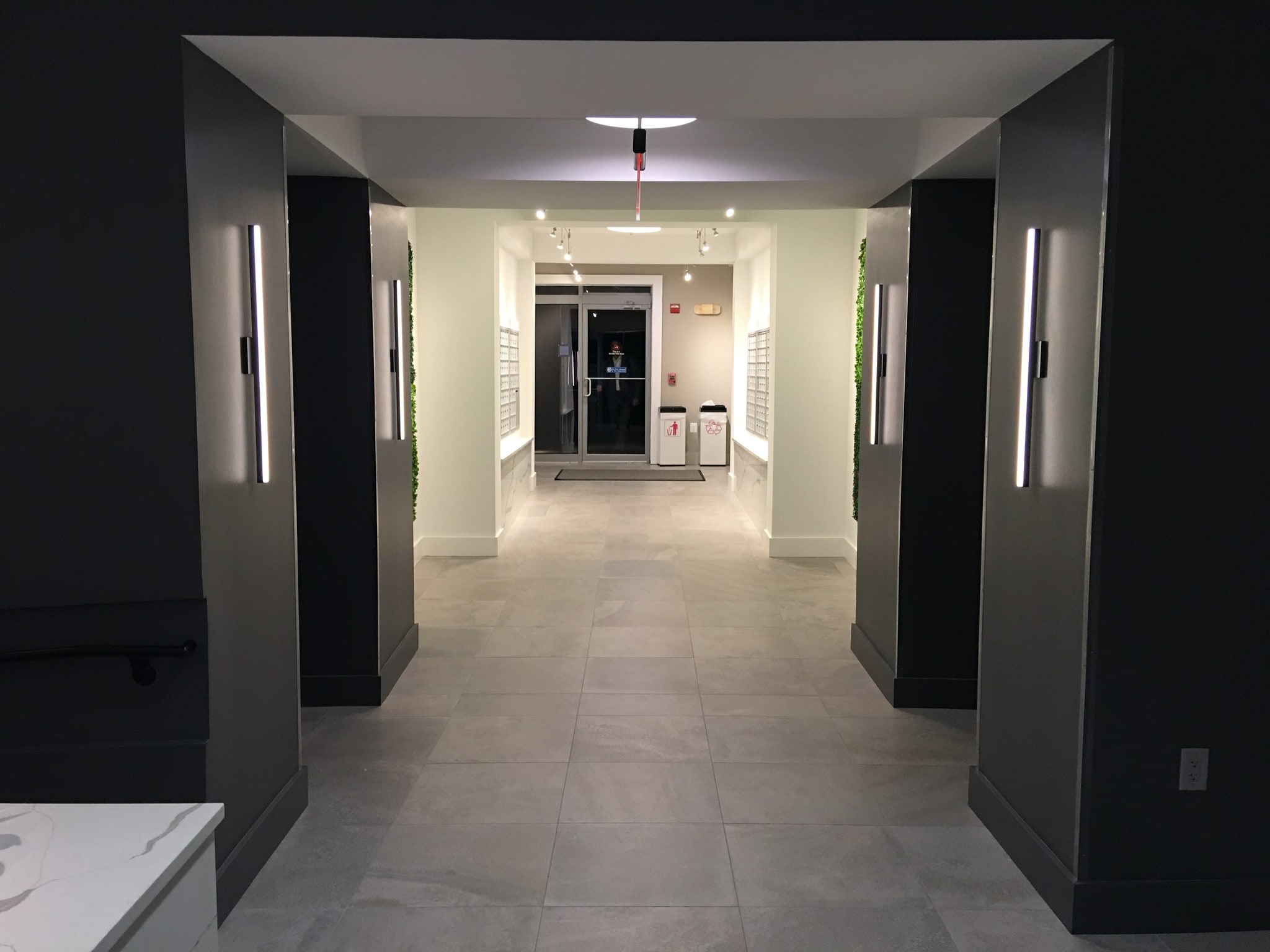 Main Lobby - 1800 Wilson Blvd