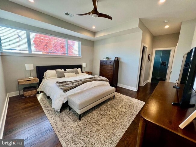 Building Photo - 1246 S Hancock St