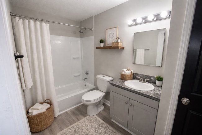 Building Photo - Charming 2-Bedroom Home in Gastonia – Convenient Location!